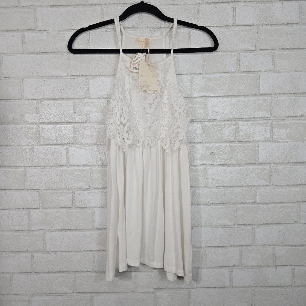 NWT Hem & Thread tank